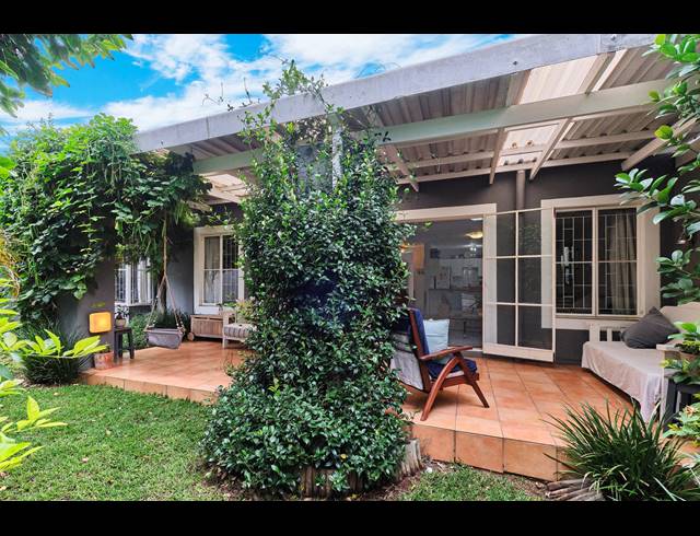 3 BEDROOM SIMPLEX RENTED IN PRESIDENT RIDGE